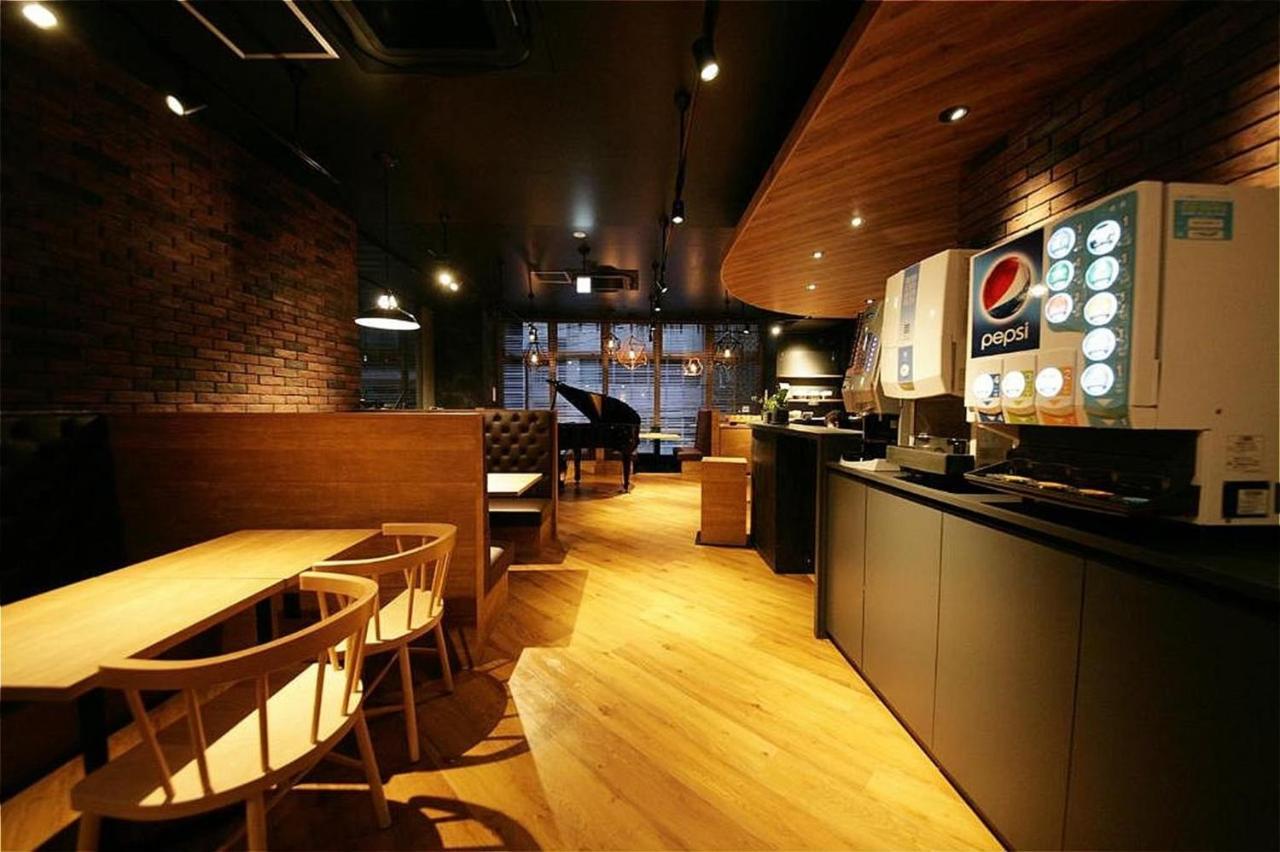 Toho Hotel Fukuoka Tenjin / Vacation Stay 78155 Zewnętrze zdjęcie